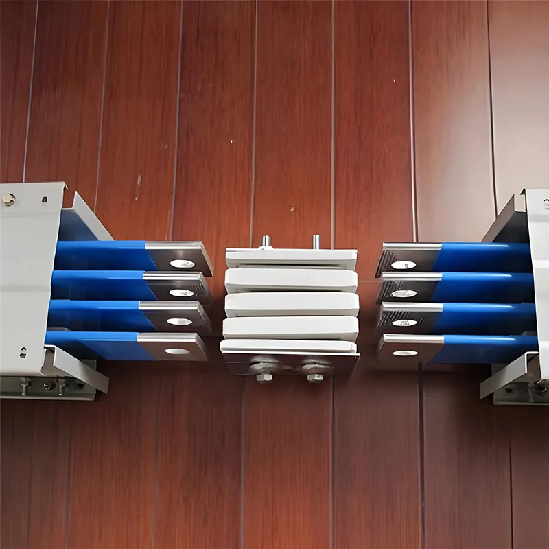 Busway Berisolasi Udara 2000A